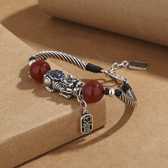 Handmade Agate and Enamel Pixiu Bracelet for Wealth and Prosperity