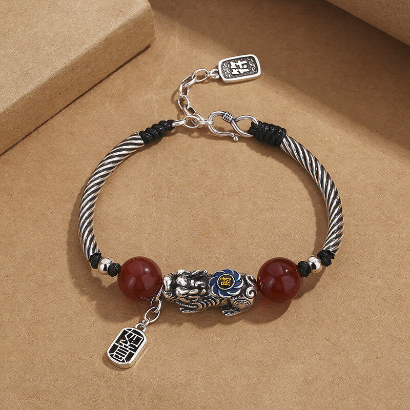 Handmade Agate and Enamel Pixiu Bracelet for Wealth and Prosperity