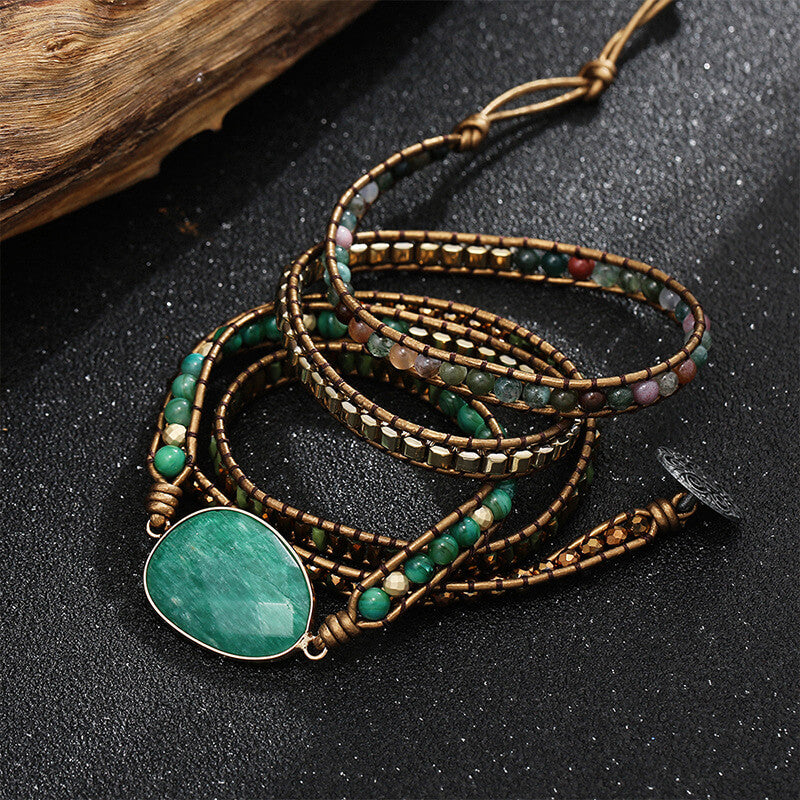 Dazzling Handmade Leather Wrap Green Agate Bracelet